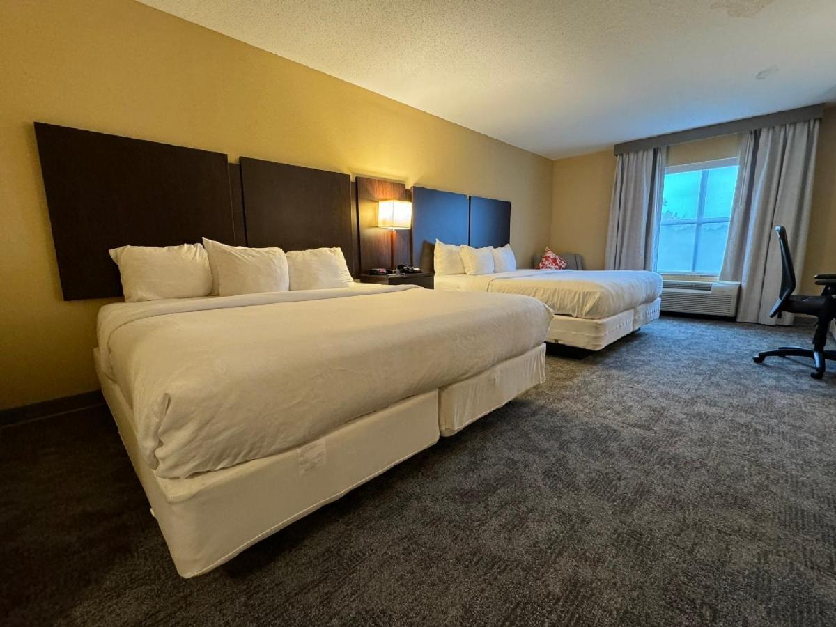 Comfort Inn & Suites Лексингтън Парк Екстериор снимка