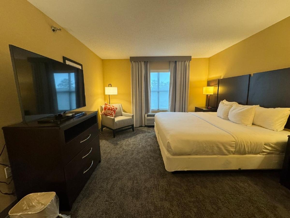Comfort Inn & Suites Лексингтън Парк Екстериор снимка