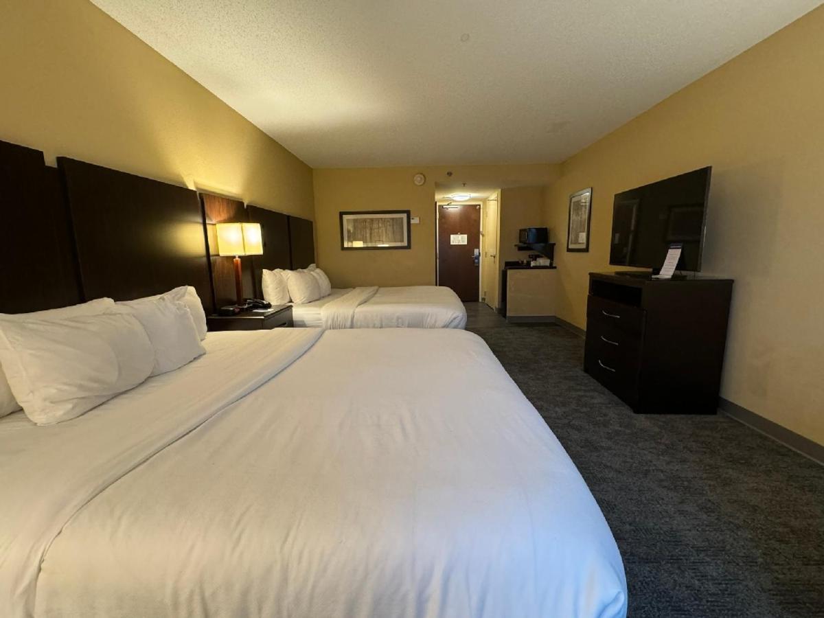 Comfort Inn & Suites Лексингтън Парк Екстериор снимка