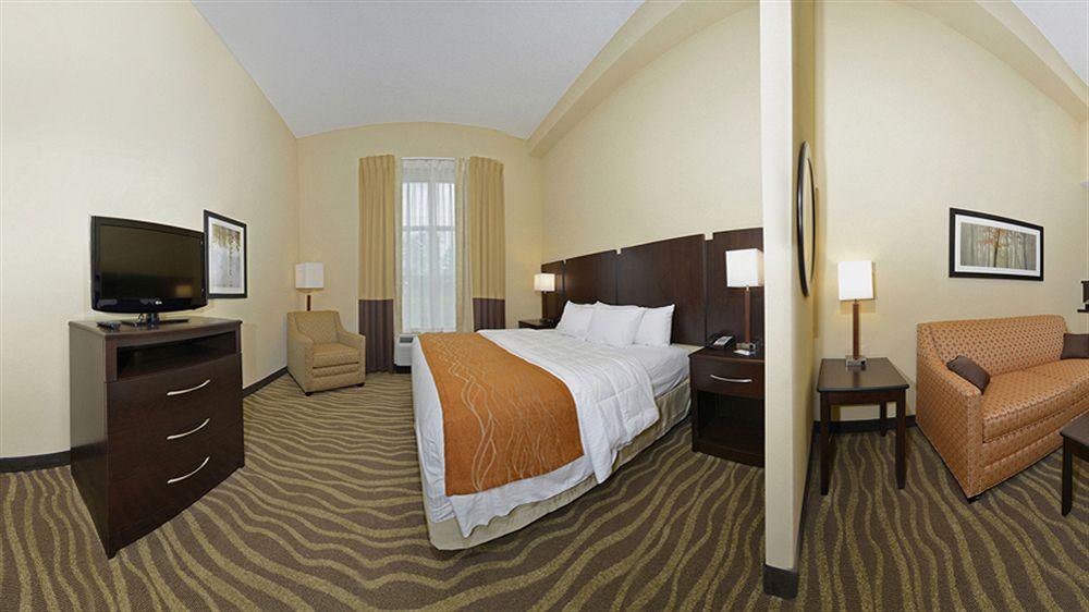 Comfort Inn & Suites Лексингтън Парк Екстериор снимка