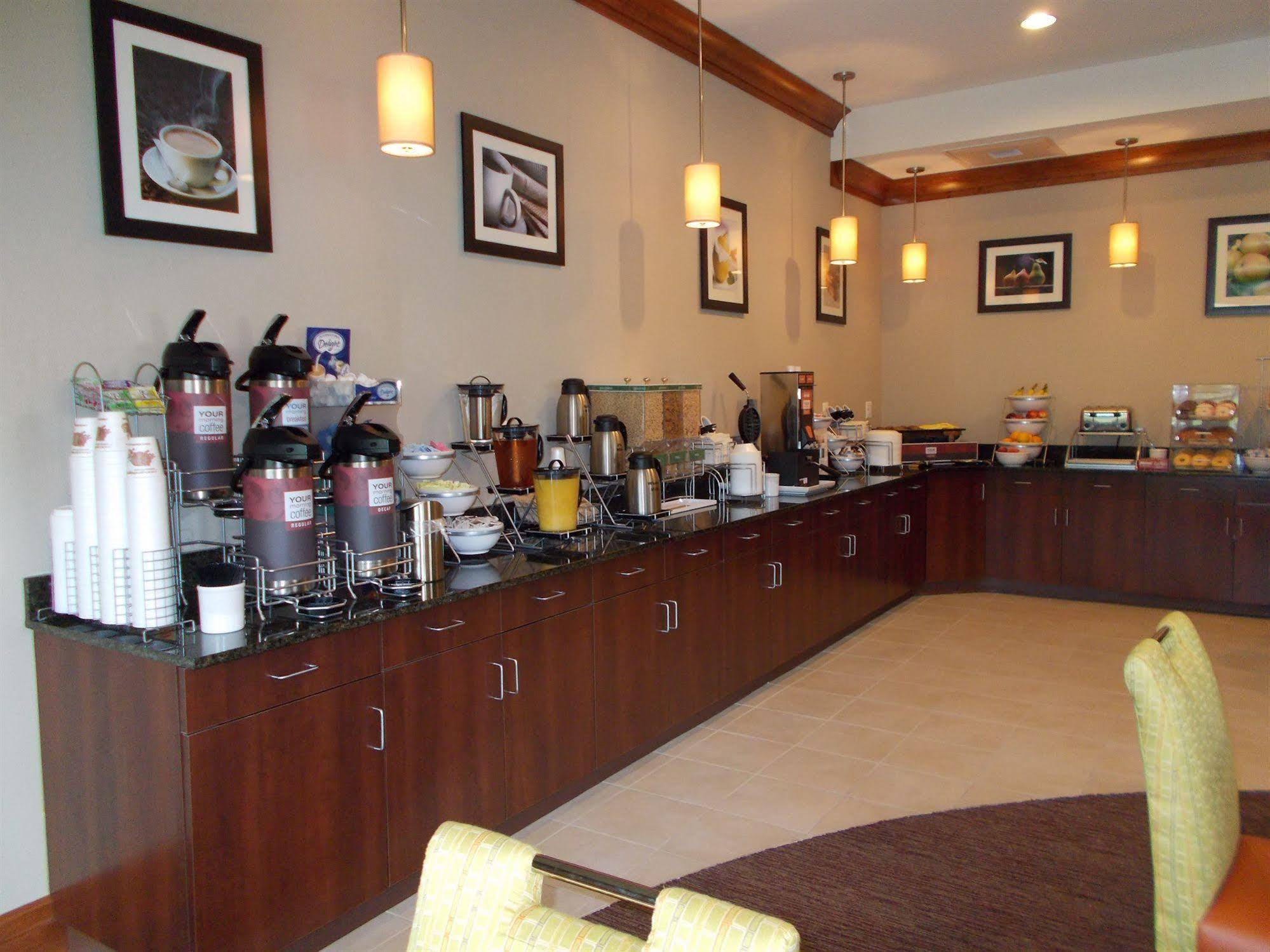 Comfort Inn & Suites Лексингтън Парк Екстериор снимка
